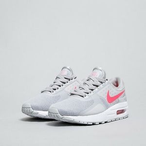 Nike Air Max Zero Essential Size 7Y/9 Womens